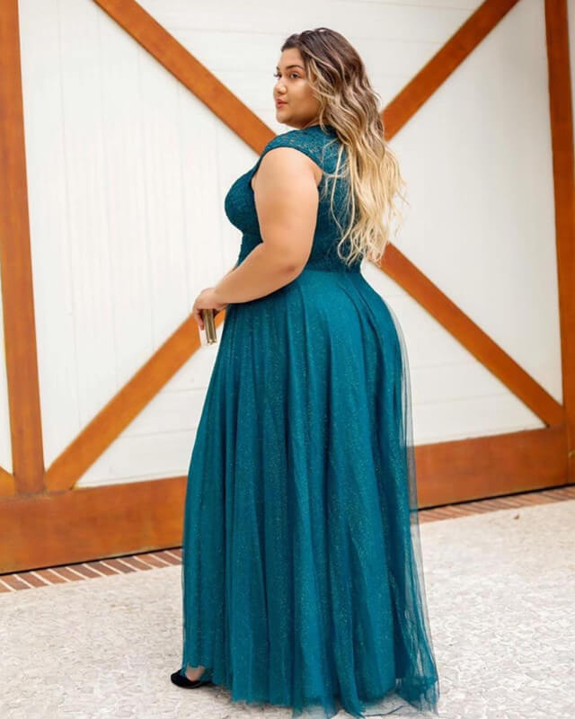 Plus Size Teal Cap Sleeve Bridesmaid Dresses V Neck