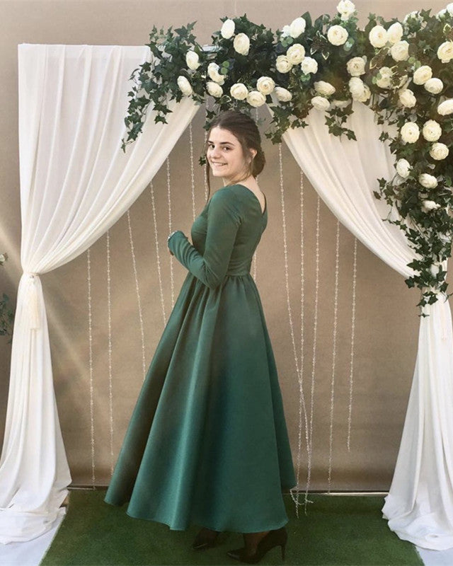 Long Sleeves Satin Bridesmaid Dresses