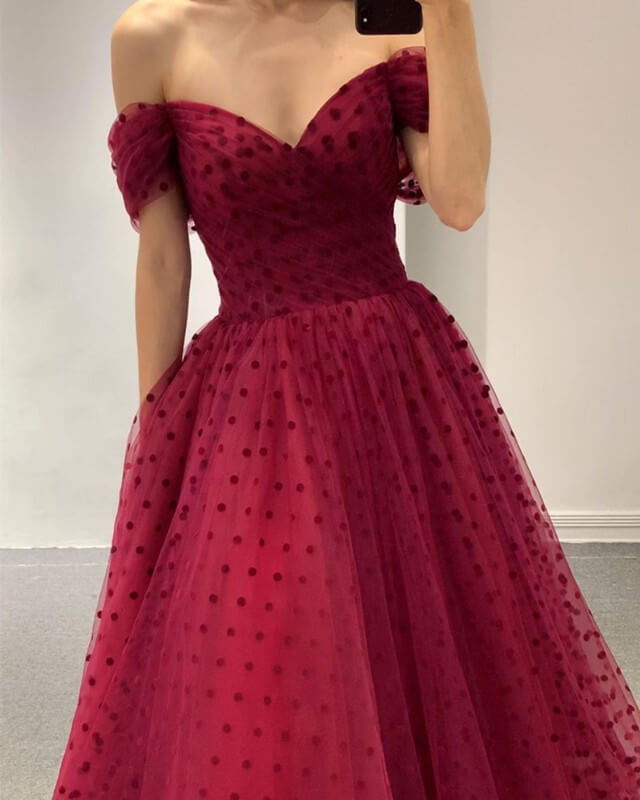 Burgundy Dot Tulle Midi Homecoming Dresses