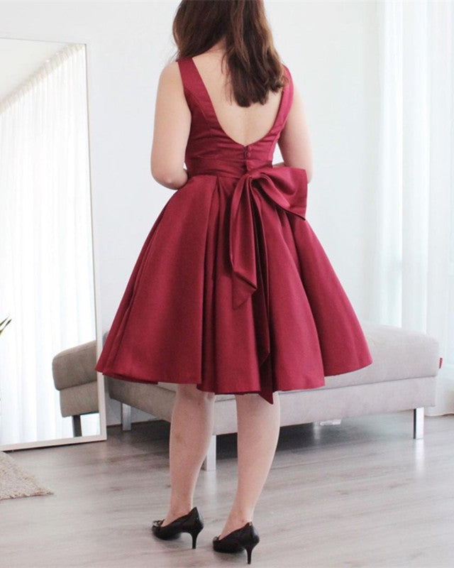 Tea Length Short Maroon Bridesmaid Dresses Deep V-Neck Knee-Length