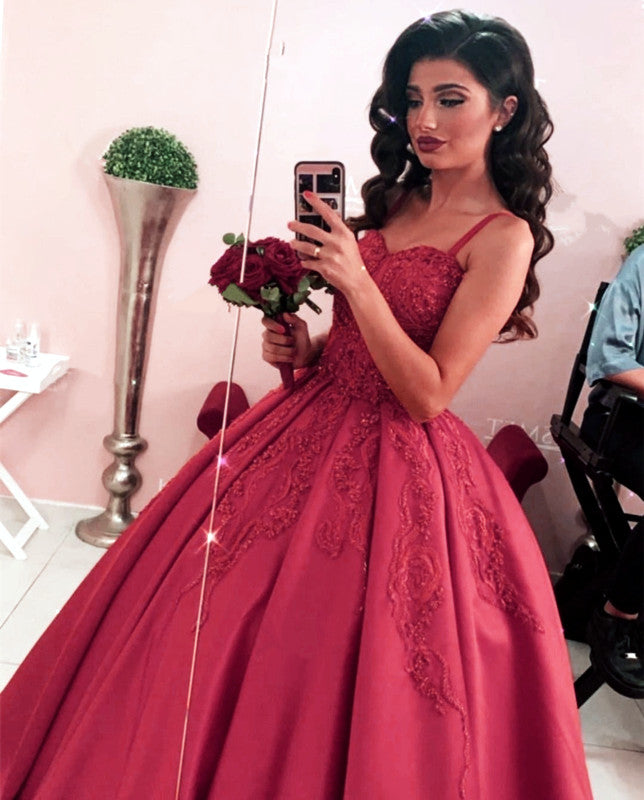 Spaghetti Straps Sweetheart Ball Gown Dresses