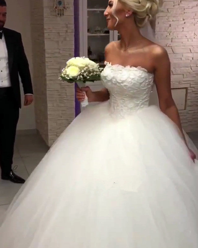Sleeveless Wedding Dress
