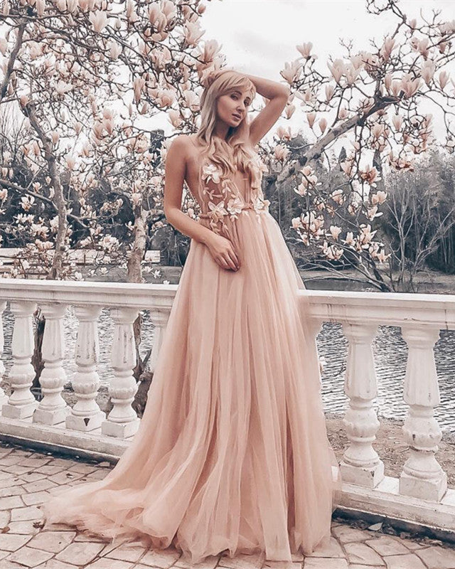 Tulle Boho Wedding Dress Plunge Neck Floral Flowers Lisposa Tulle Boho Wedding Dress Plunge Neck Floral Flowers Lisposa