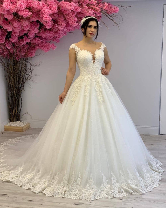 Tulle Ball Gown Wedding Dress Cap Sleeves Lace Appliques Lisposa Tulle Ball Gown Wedding Dress Cap Sleeves Lace Appliques Lisposa