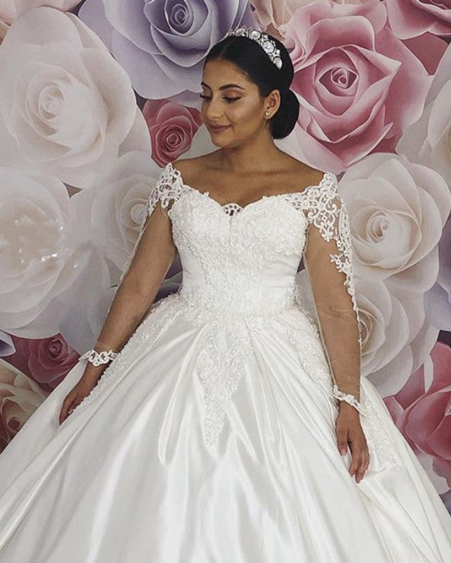 Long Sleeves Wedding Dress Appliques Ball Gown