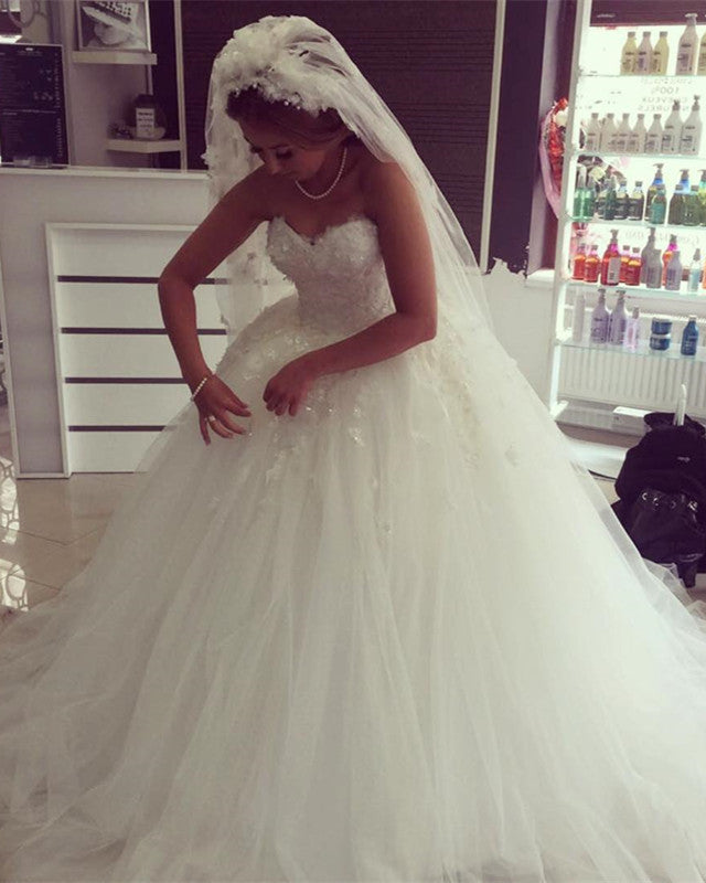 Sweetheart Wedding Ball Gown Dresses Appliques