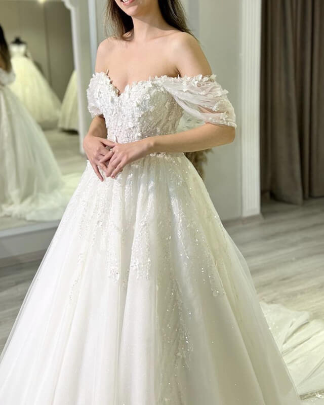 Tulle Off Shoulder 3d Lace Appliques Wedding Dress