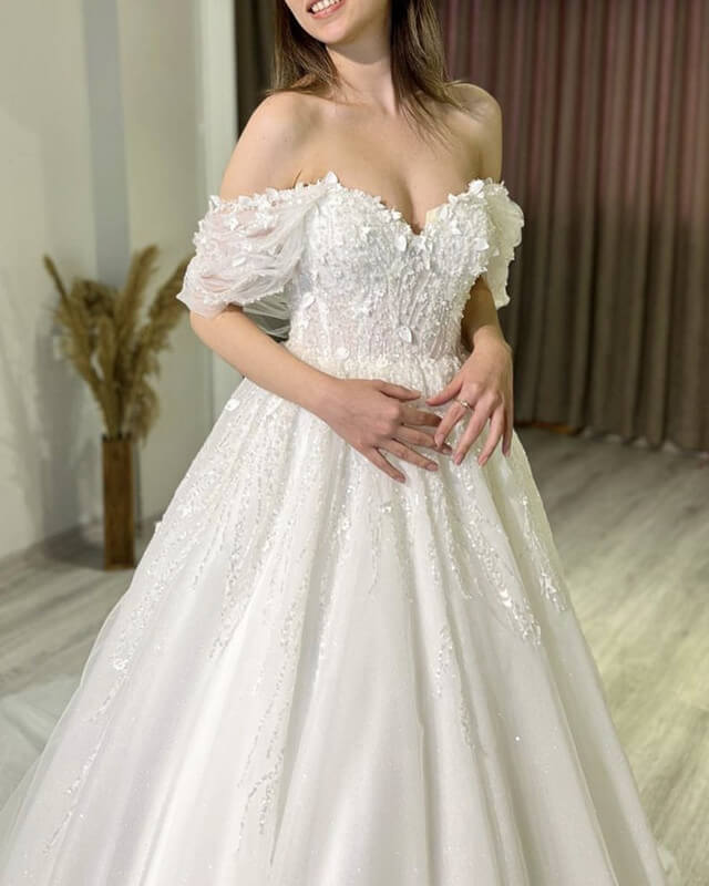 Tulle Off Shoulder 3d Lace Appliques Wedding Dress