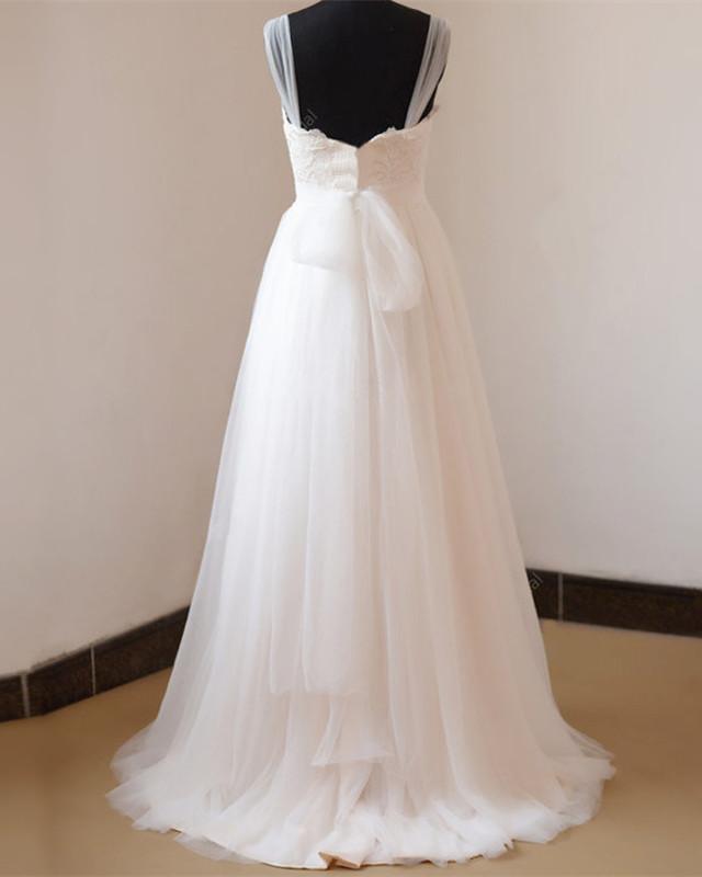 Illusion Neckline Lace Appliques Tulle Beach Wedding Dress