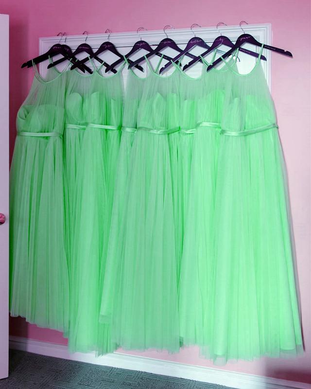 Mint-Green-Dresses-Long-Bridesmaid-Gowns-Halter-Neckline