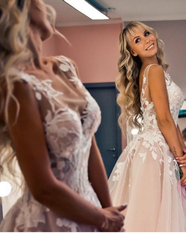 Romantic Tulle Wedding Dresses