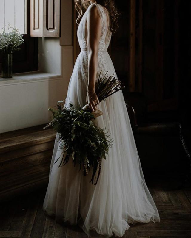 Elegant Tulle Bohemian Wedding Dress Lace V Neck Lisposa Elegant Tulle Bohemian Wedding Dress Lace V Neck Lisposa
