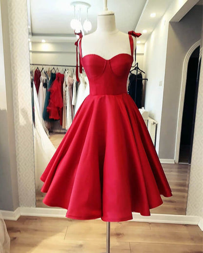 Red Knee Length Homecoming Dresses 