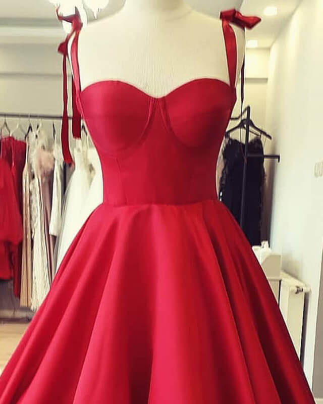 https://www.lisposa.com/cdn/shop/products/Homecoming-Dresses-Style-4778-a.jpg?v=1654696033&width=1445