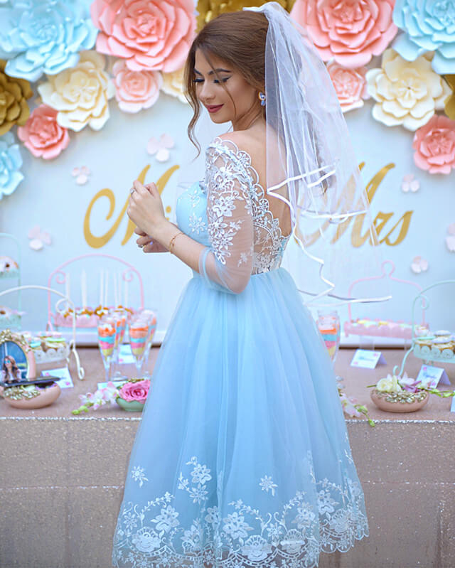 Light Blue Lace Open Back Knee Length Tulle Dress