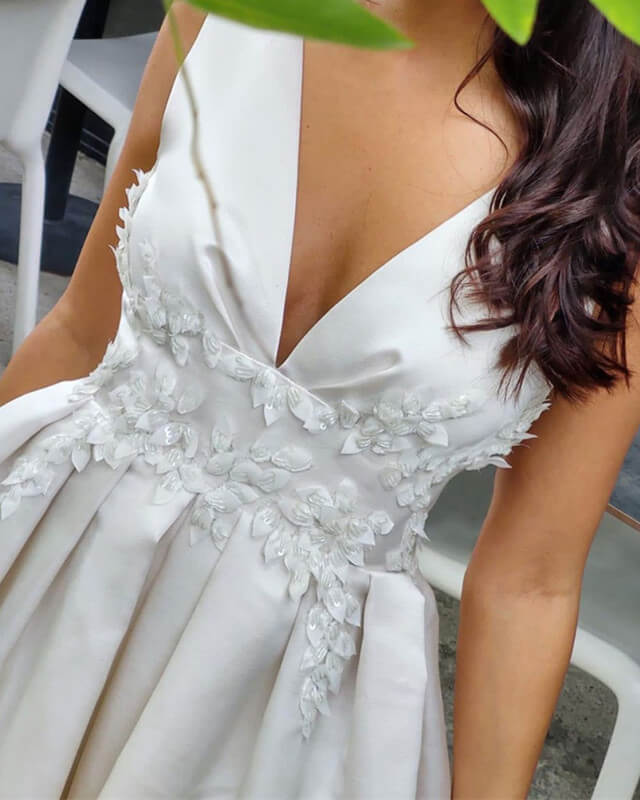 Short Silver V-neck Appliques Satin Homecoming Dress