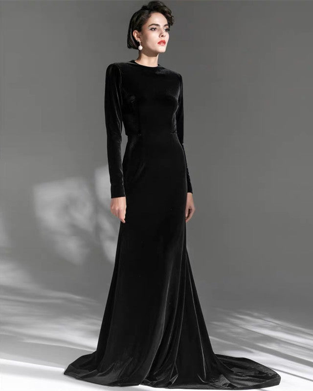 Long Sleeves Open Back Mermaid Velvet Dresses