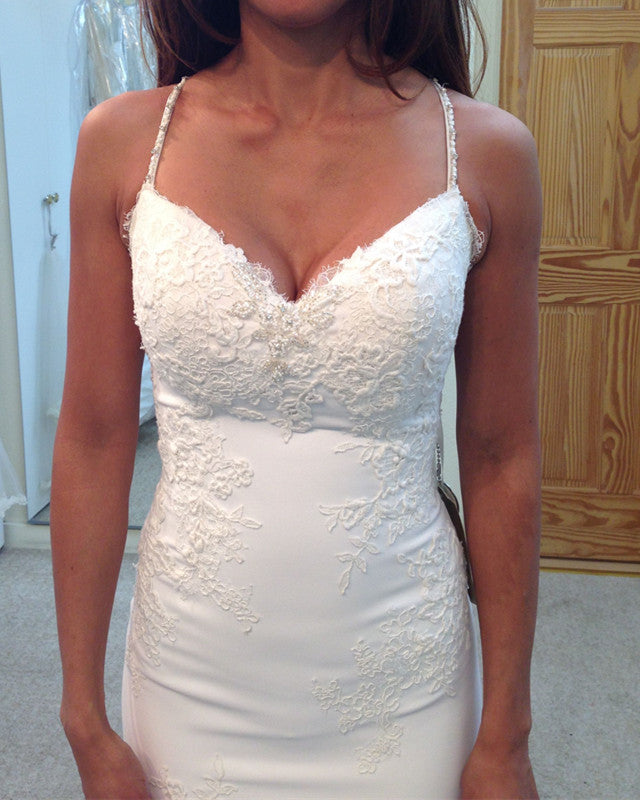Mermaid V Neck Wedding Dress Appliques Spaghetti Straps