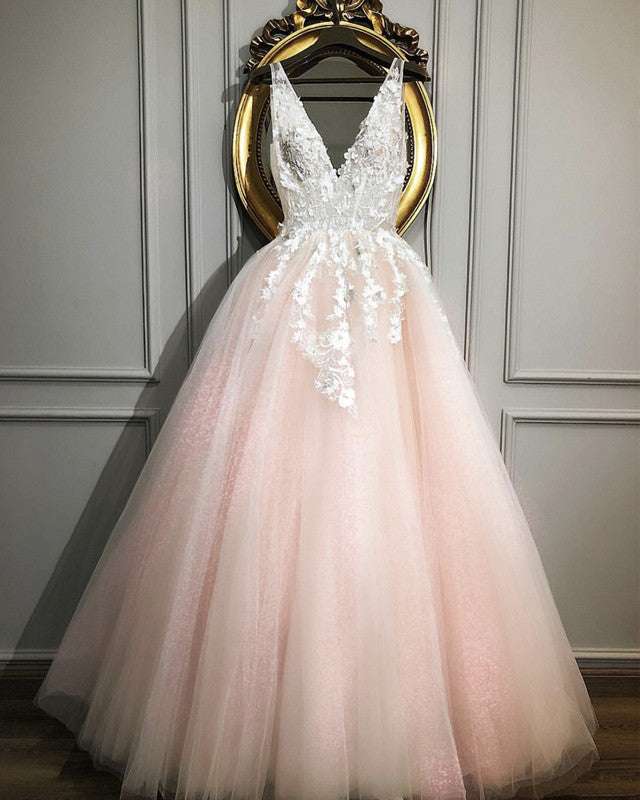 Ivory Lace V Neck Tulle Prom Dresses Floor Length