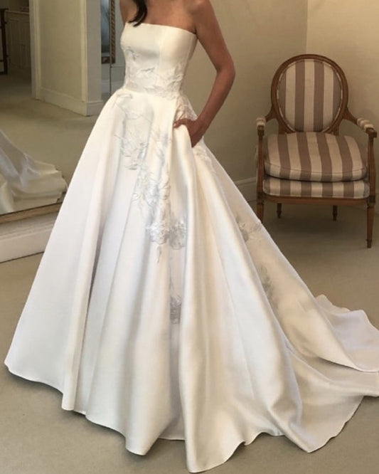 Strapless Wedding Dress With Pockets