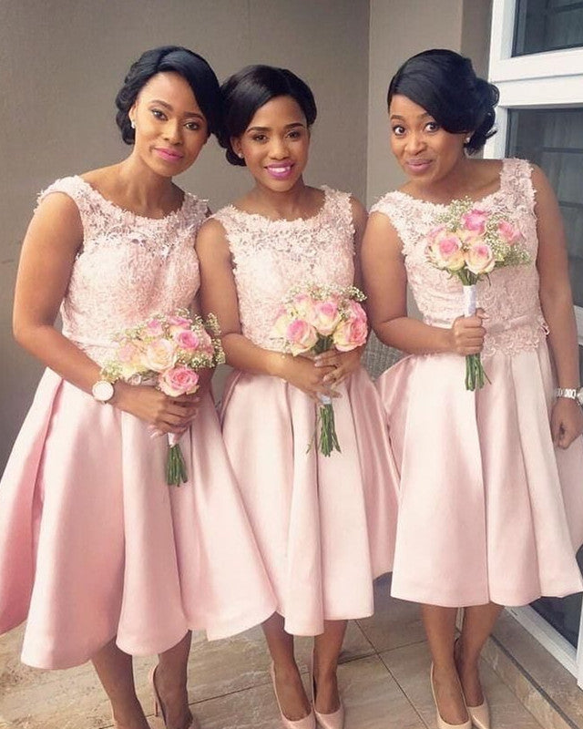 Vintage Tea Length Bridesmaid Dresses Lace Scoop Neck