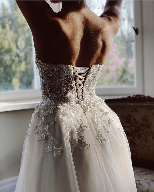 Appliques Wedding Dress