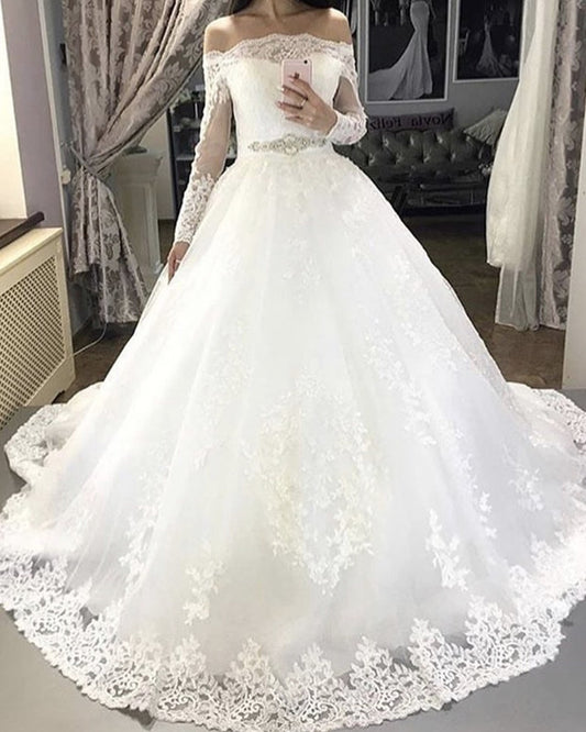 Vintage Lace Wedding Dress