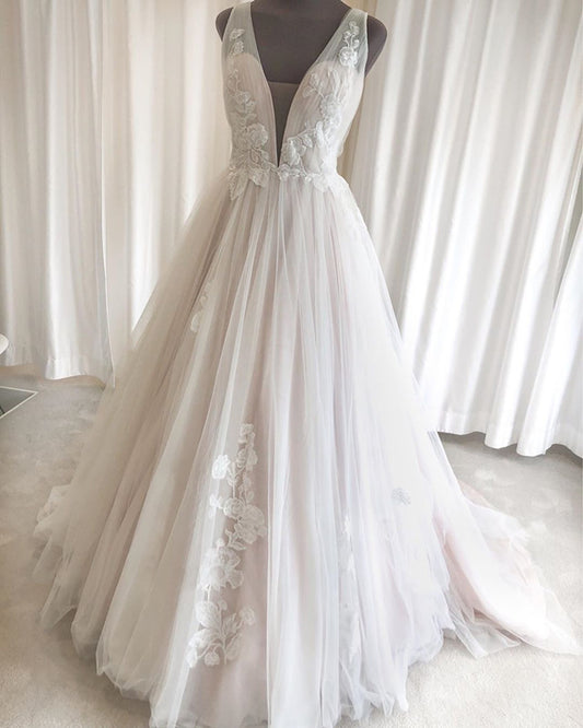 Tulle Wedding Dress Plunge Neck Appliques