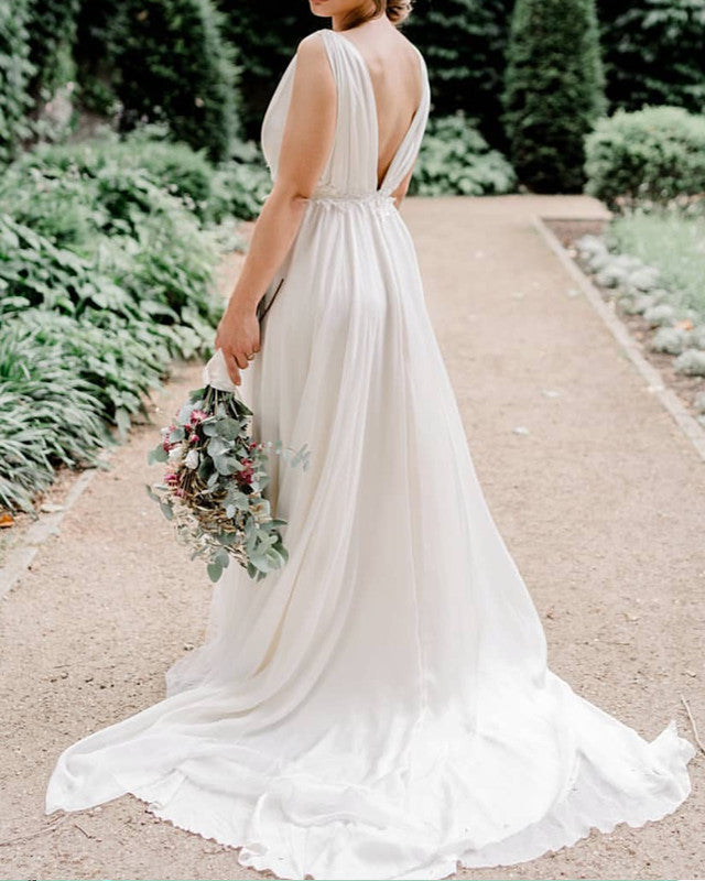 Simple Boho Wedding Dresses Tulle Pleated V Neck