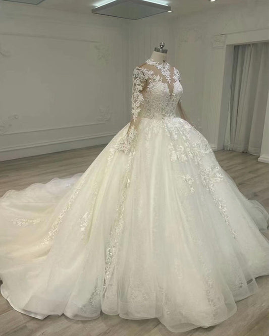Vintage Lace wedding dress